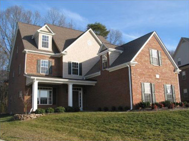 1740 Falcon Pointe